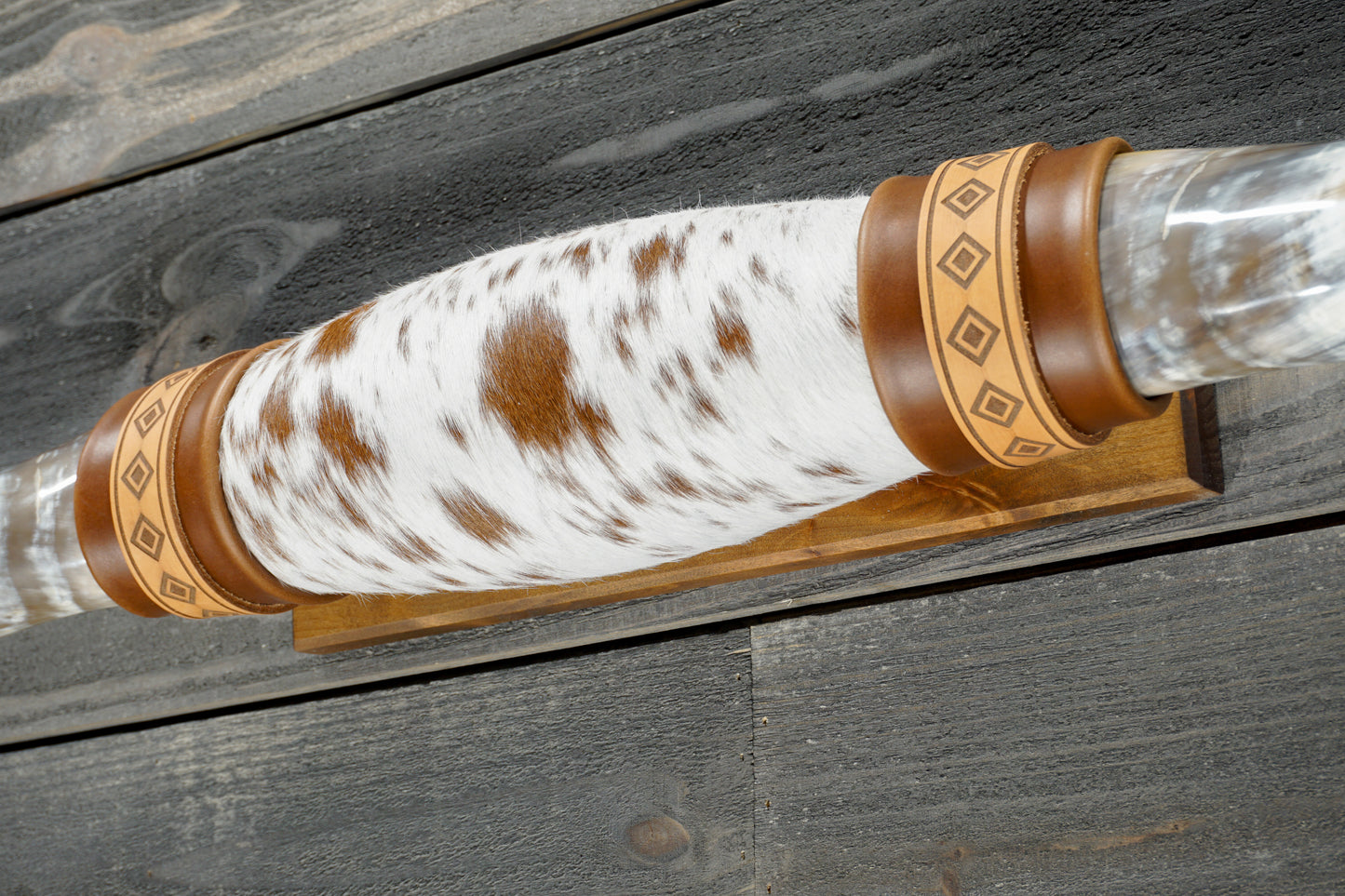 5' 2" Longhorn Wall Mount #382