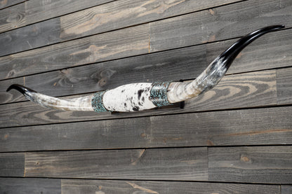 5' 1" Longhorn Wall Mount #379