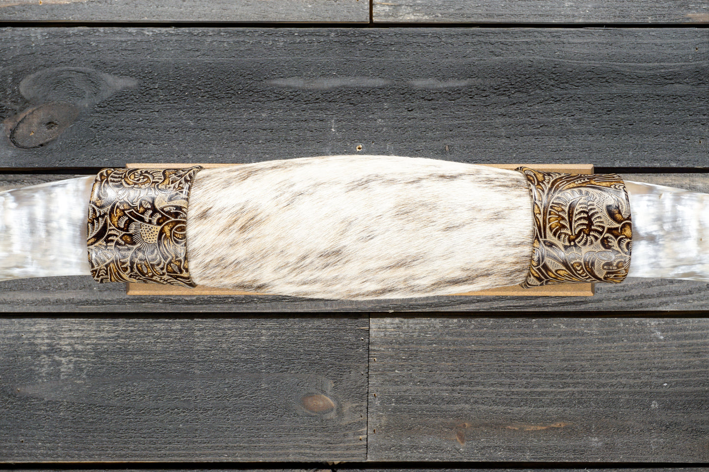 4' 11" Longhorn Wall Mount #375