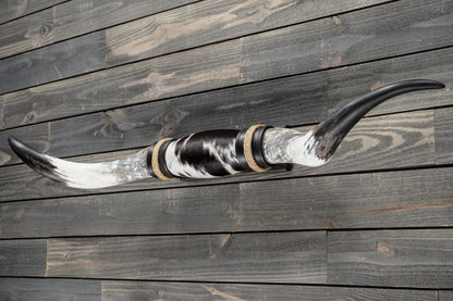 4' 11" Longhorn Wall Mount #384