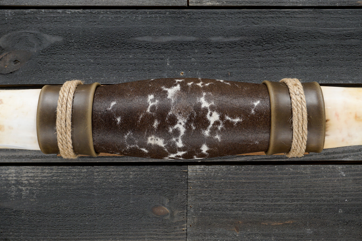 4' 10" Longhorn Wall Mount #360