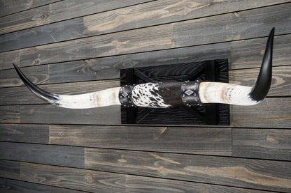 4' 2" Longhorn Wall Mount #251